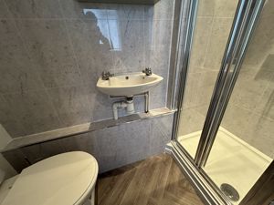 Photo 30- click for photo gallery